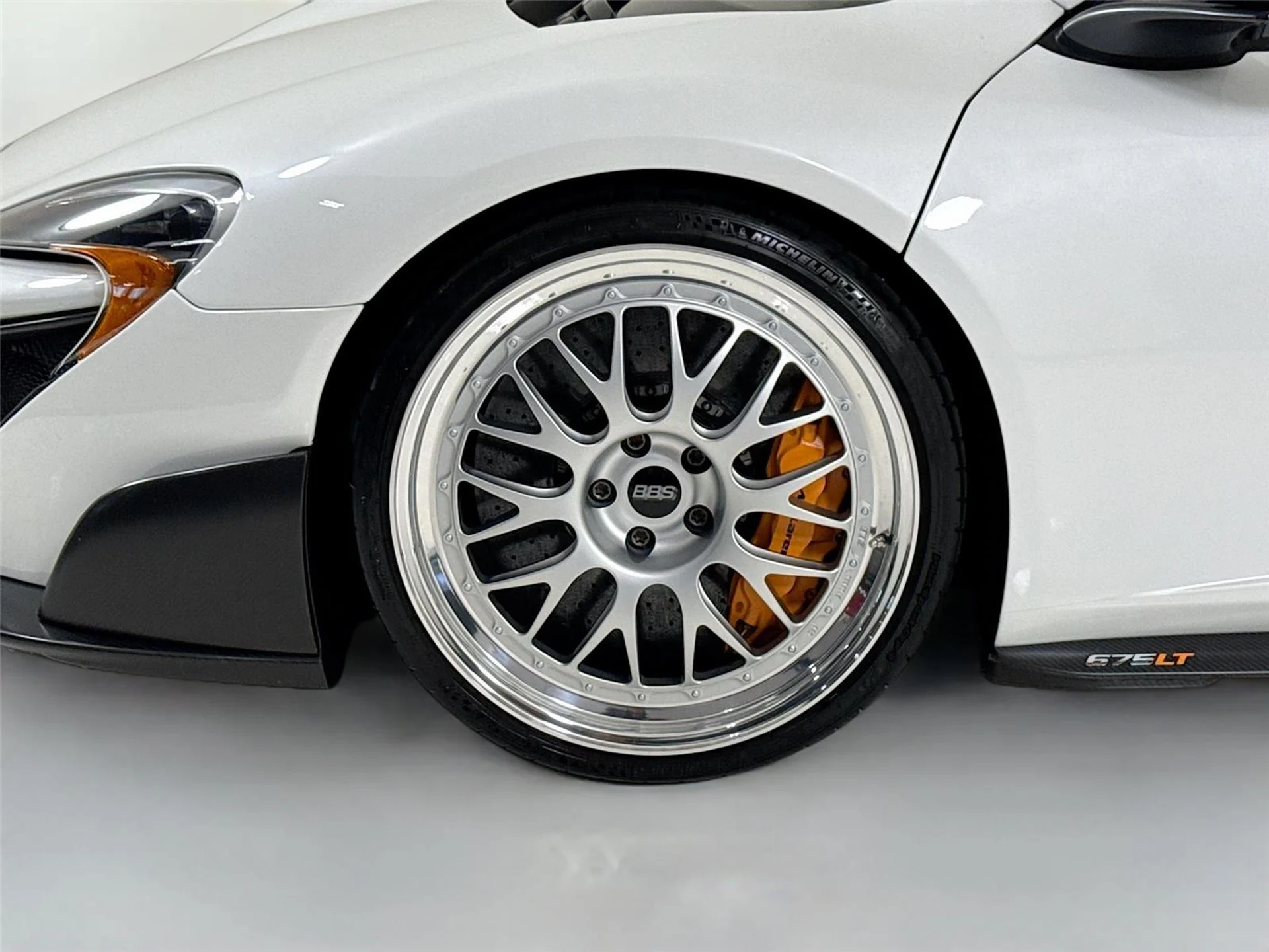 mph035_2557893542_1668114111_8717062090