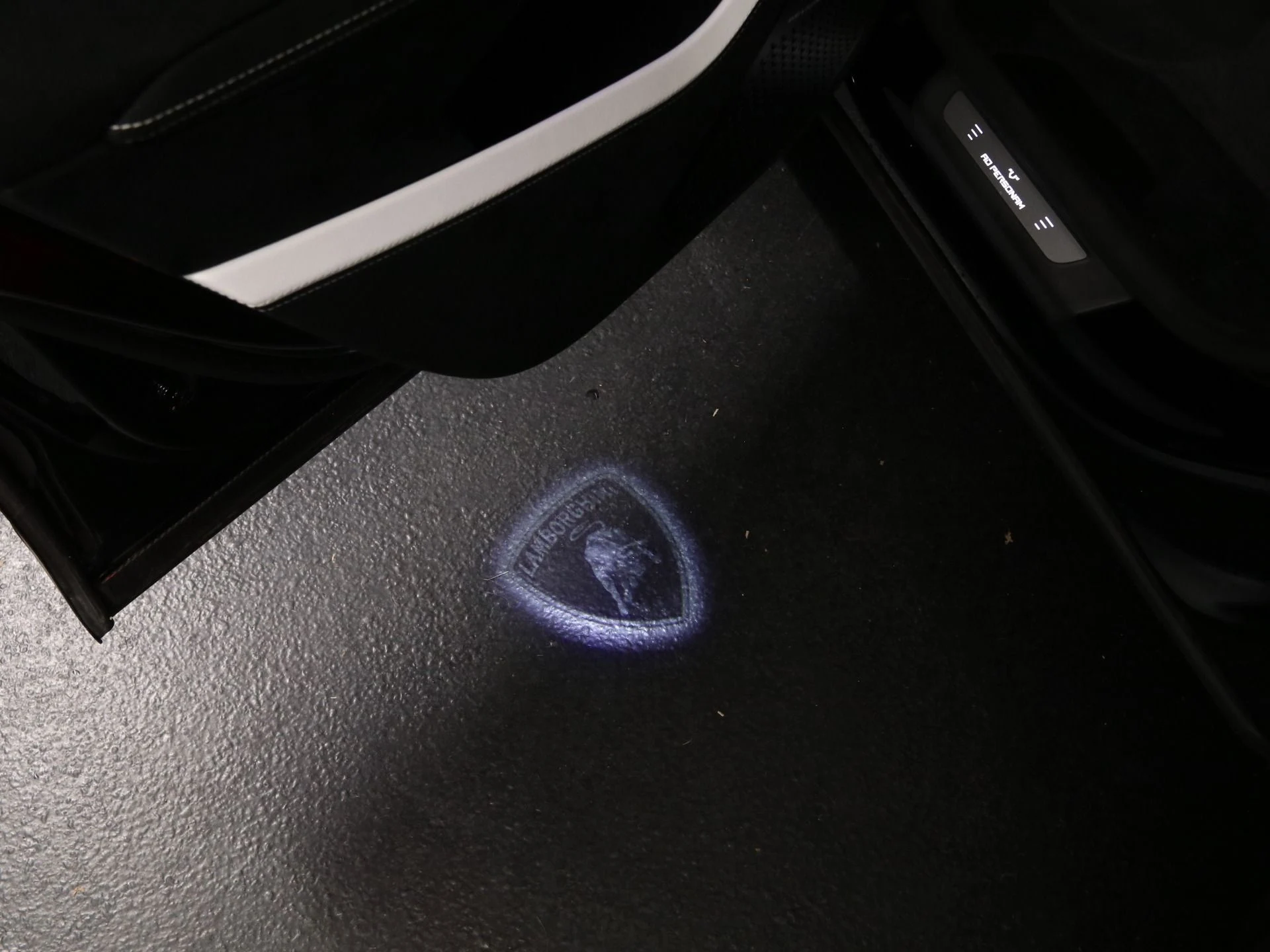 mph035_256785537_Used_2023_Lamborghini_Urus_Performante_1732871957_9ada0cc04a