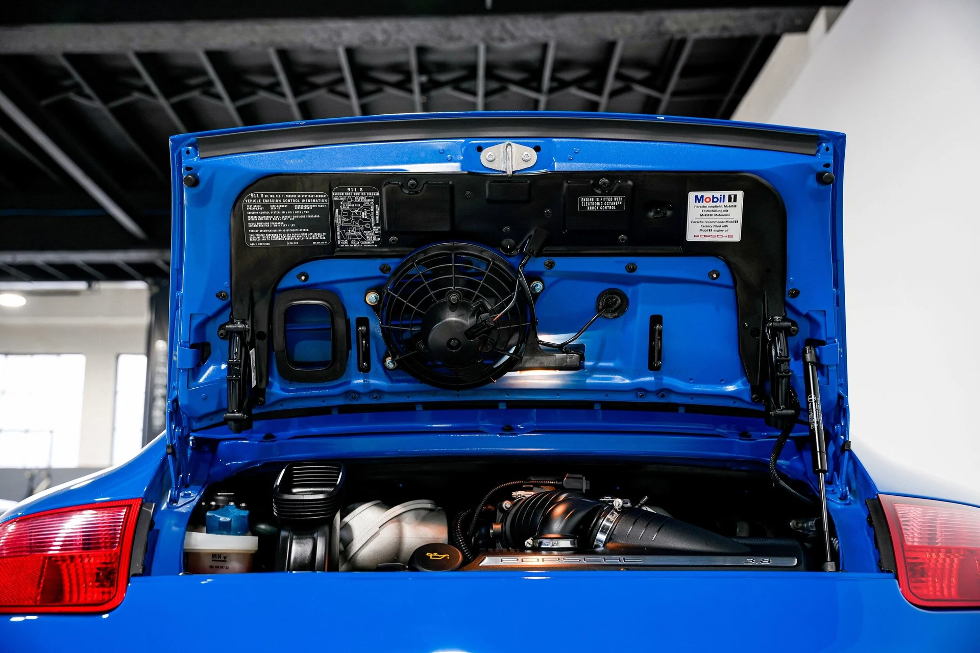 mph035_2571256281_439e93d2a6acb9f323c46870d665f08dx_20d025b6b0