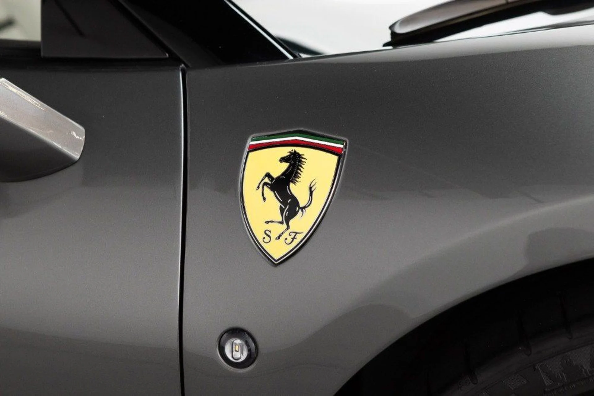 mph035_2573199430_eb9a378720424ba481317e4d7d94a6bd_3a9859dcf2