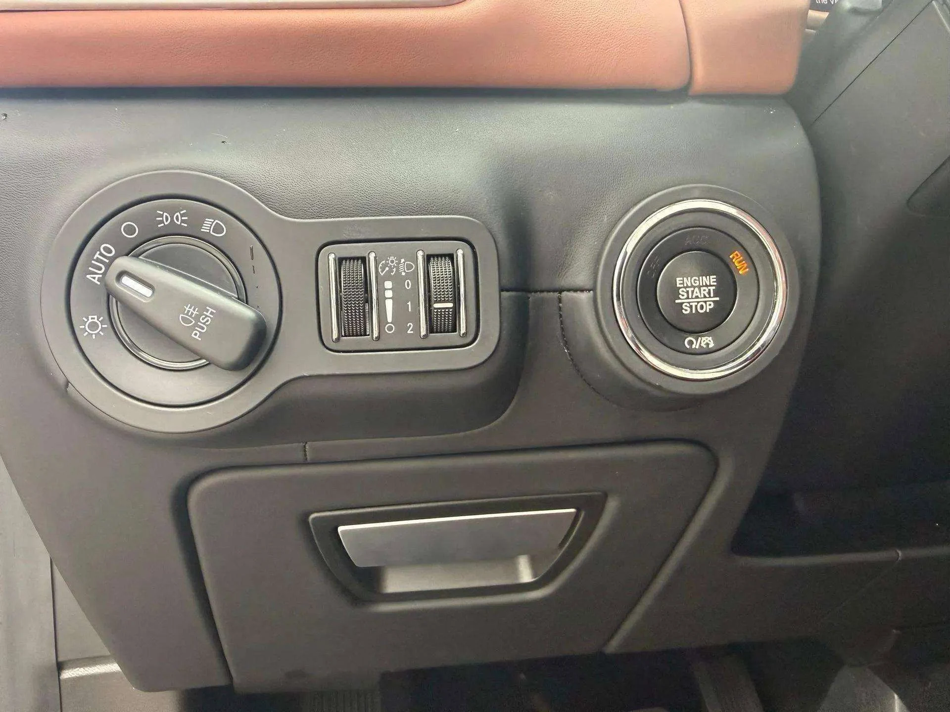 mph035_2587395441_c217d116e8d64a72b928aa6b48fcacb1_6cf9d33510