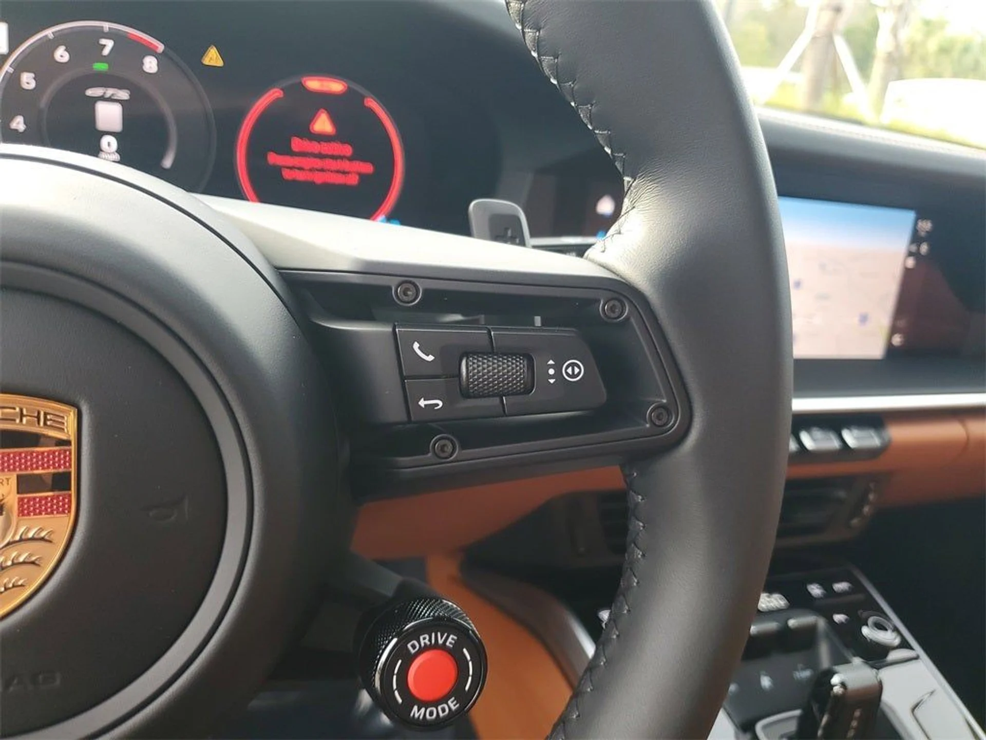 mph035_2602785601_36_643a1cfd5b