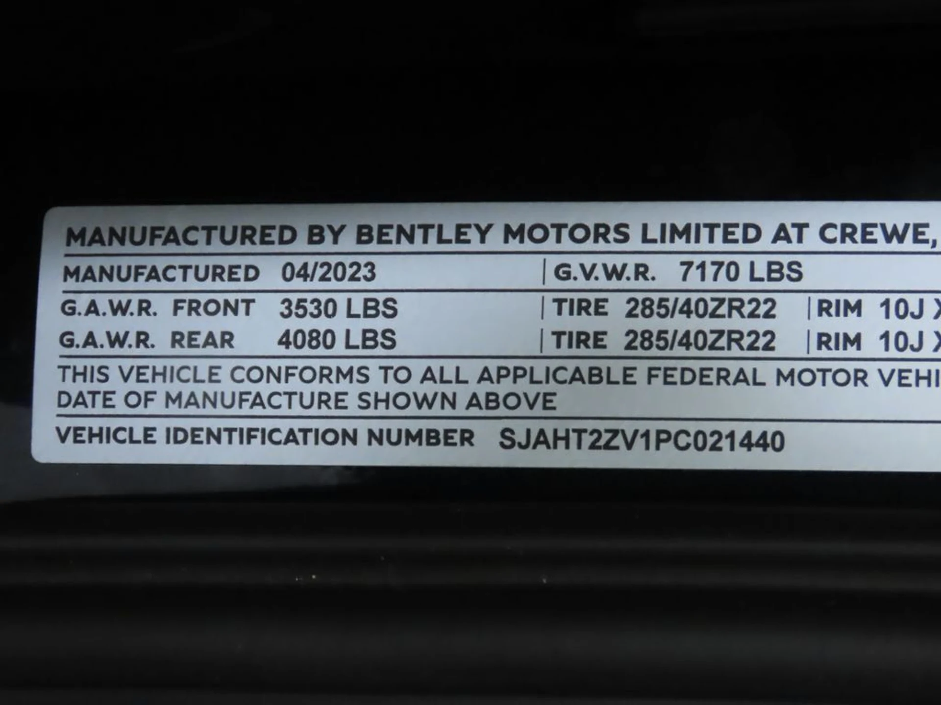 mph035_2605324884_used_2023_bentley_bentayga_ewb_8119_22900823_36_1024_6dc1e17ae4
