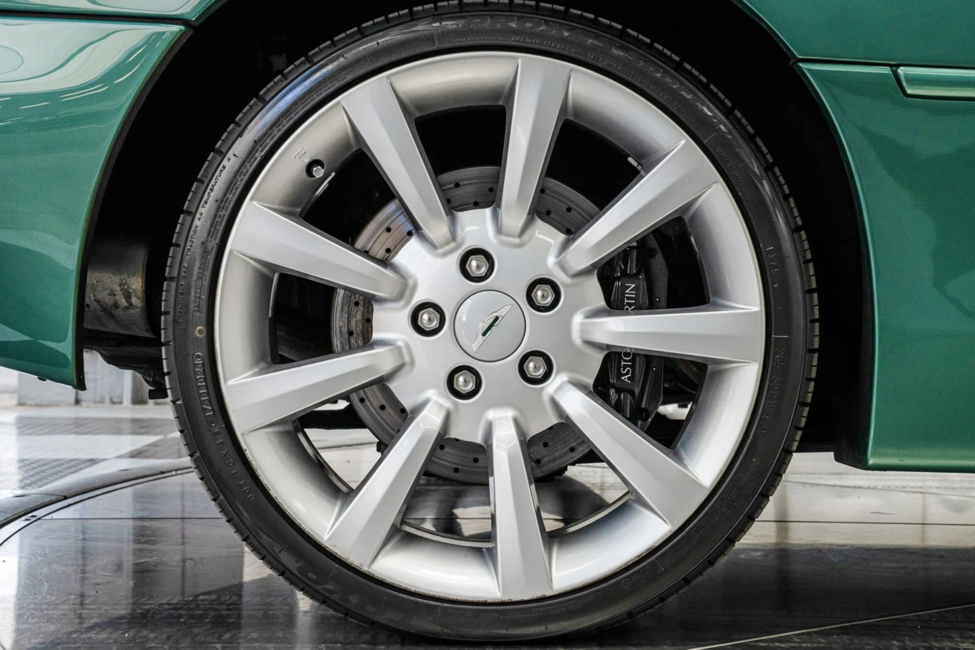 mph035_2610200018_Used_2003_Aston_Martin_DB_7_Vantage_Volante_V12_Power_Low_Miles_Great_Color_Highly_Original_1762809232_9c4f8621e5