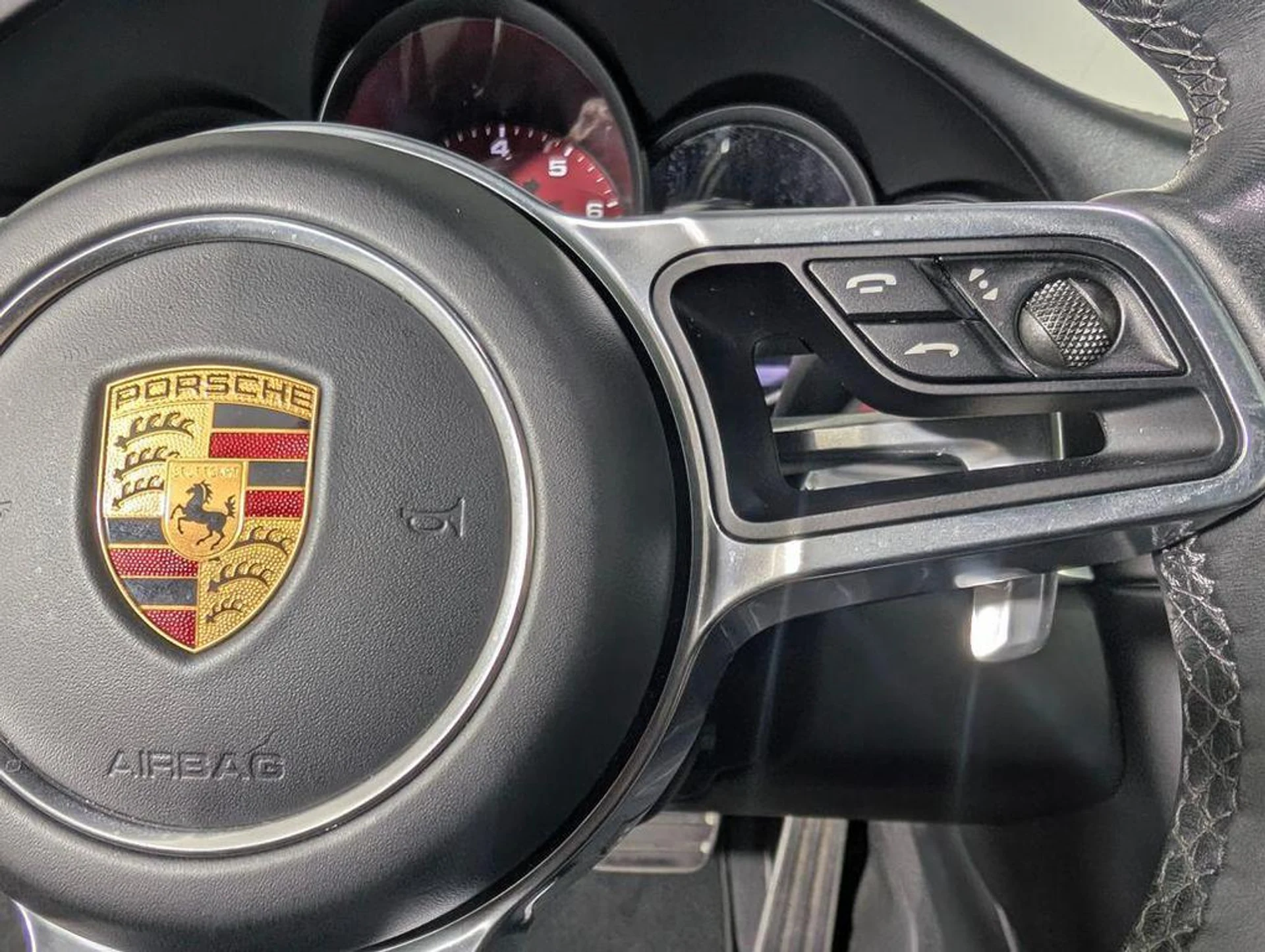 mph035_2612551086_nwy_GX_Zv_L_SQ_5_XHH_Xj4_E27_MORYY_dc8bc961ea