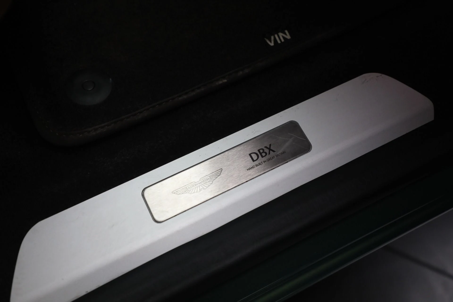 mph035_2628014167_Used_2025_Aston_Martin_DBX_707_1777039966_b63c55ea2a