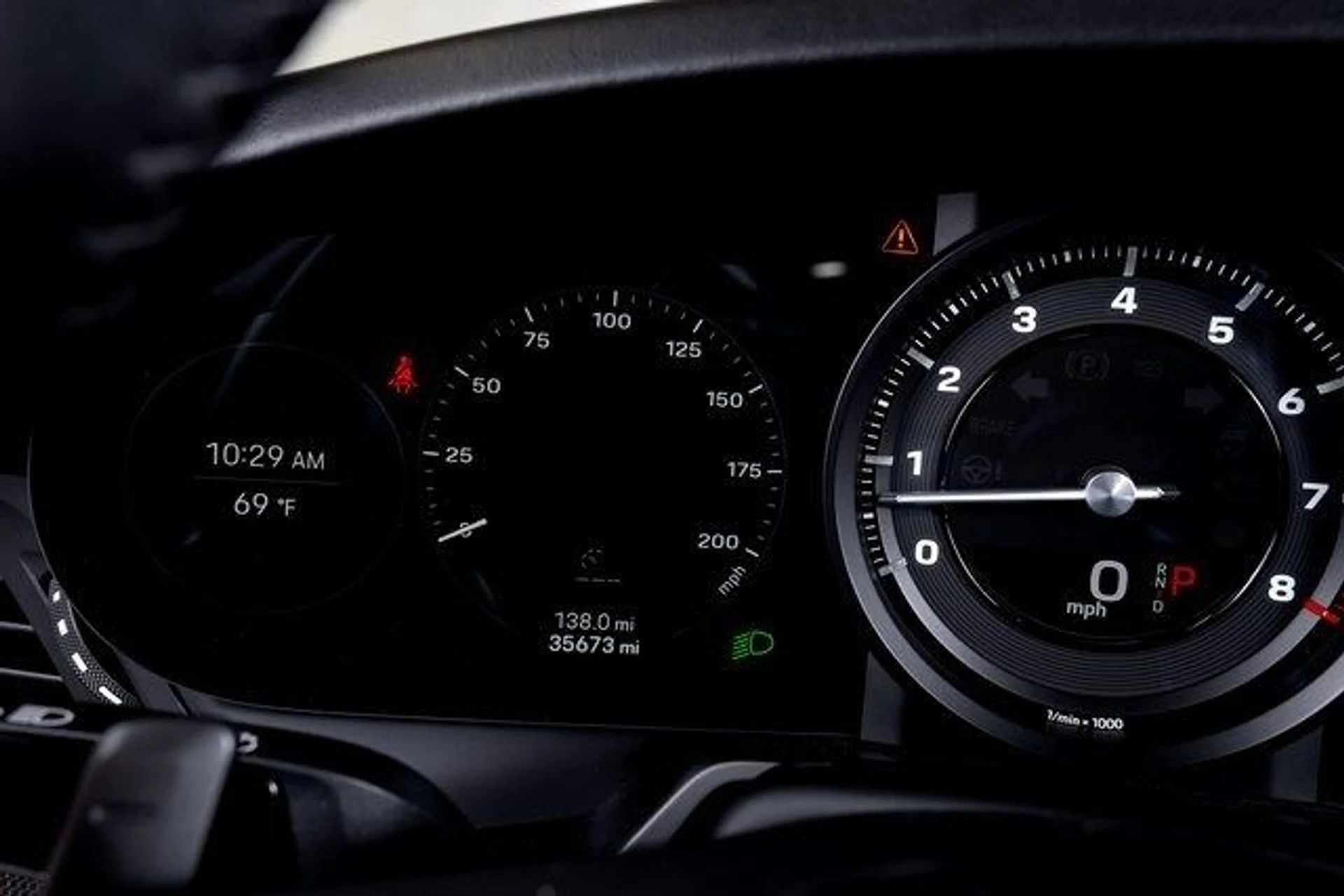 mph035_2630004592_e8d4dc7dd97693ec07c29ac14a1e8a92x_12398ced4d