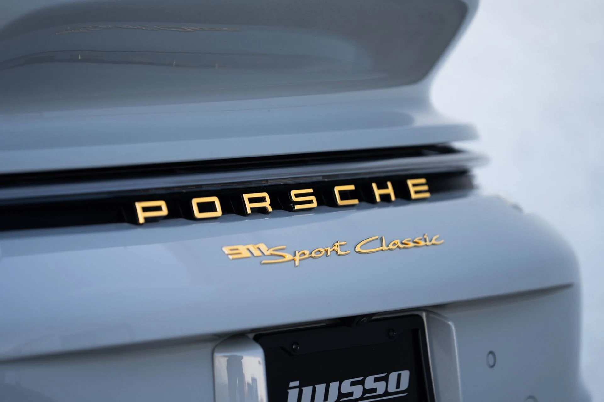 mph035_2639641100_Used_2023_Porsche_911_Sport_Classic_1767656411_e669f0b23b