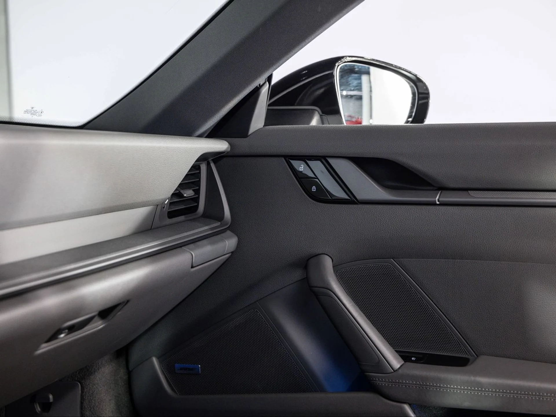 mph035_2641468162_770b91b653f1e23f42603762d98a9070_1bb07b9da0