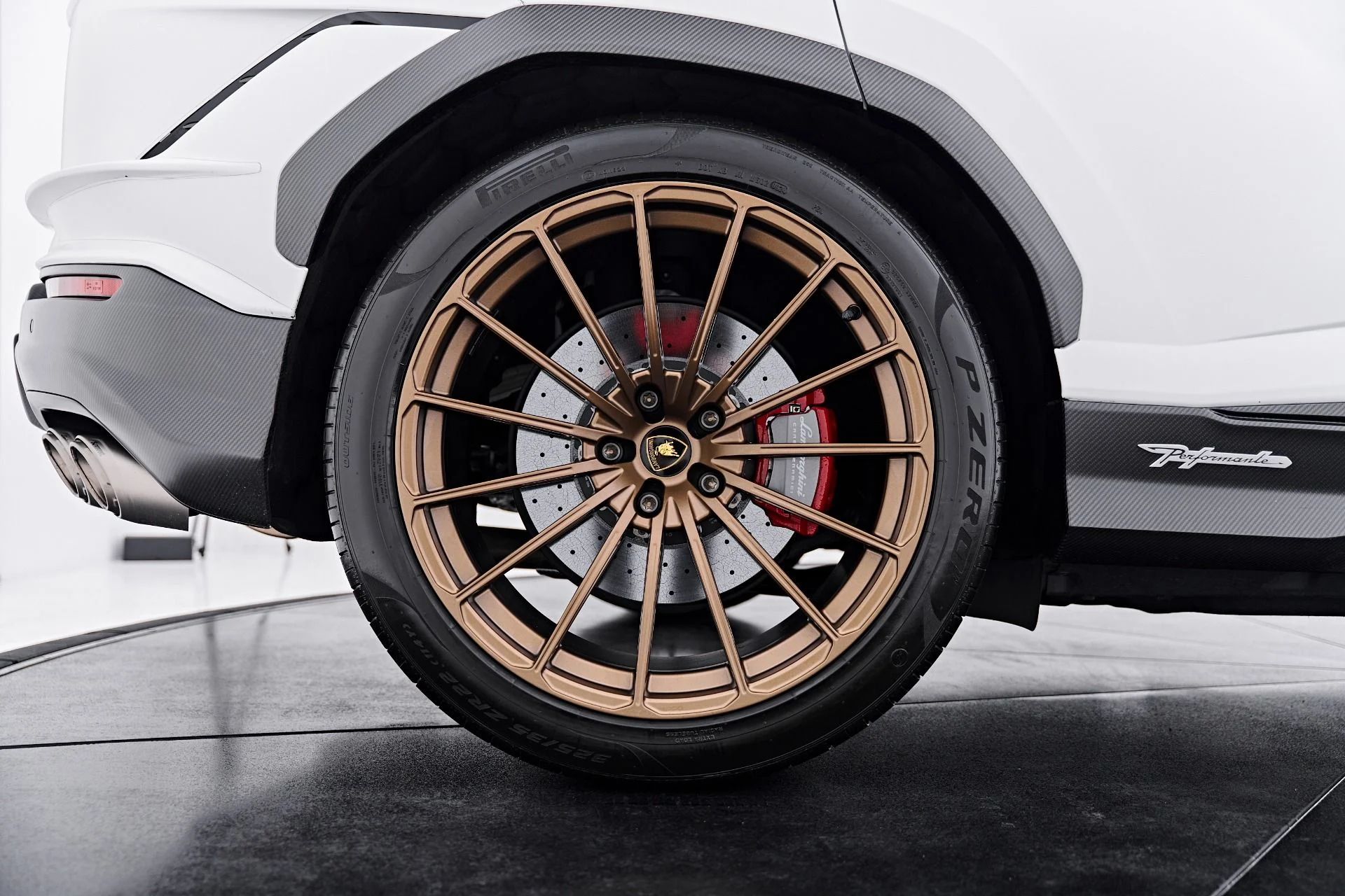 mph035_2644413665_Used_2023_Lamborghini_Urus_Performante_1790207599_104d37240f