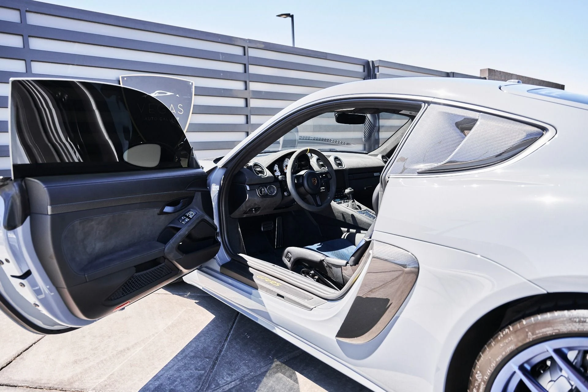 mph035_2649371408_Used_2023_Porsche_718_Cayman_GT_4_RS_1786209659_d0be5e5fac