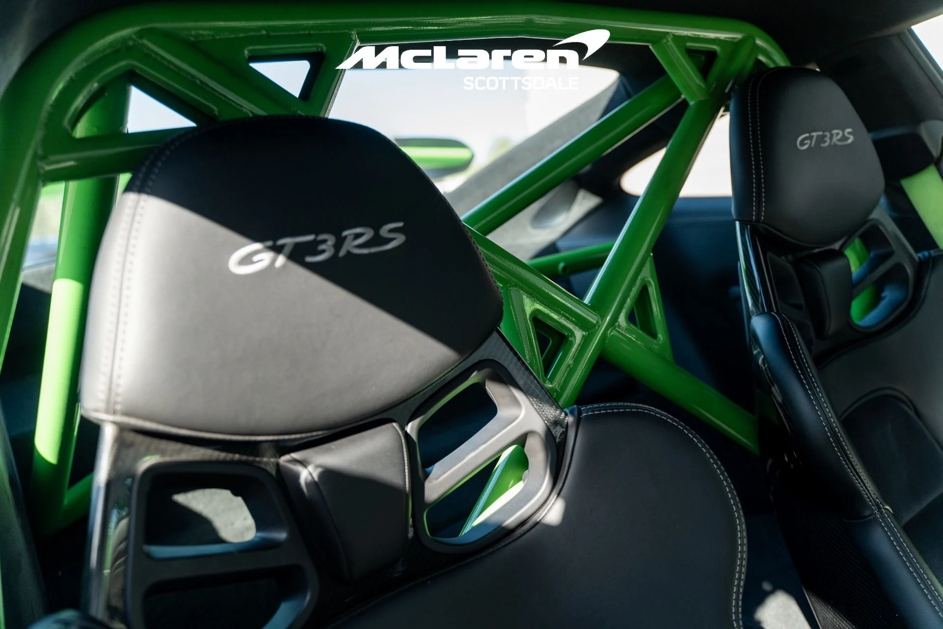 mph035_2650353499_Used_2019_PORSCHE_911_GT_3_RS_1753425692_4c59a78d04