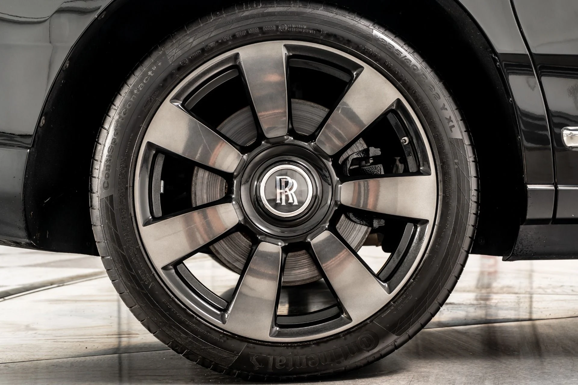 mph035_2659453564_Used_2020_Rolls_Royce_Cullinan_Two_Tone_Interior_Driver_Assistance_Systems_1780337352_8ddf5d92da