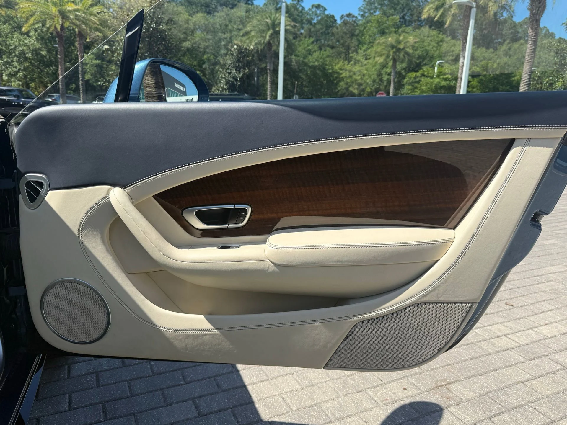 mph035_2663635809_8c121ac656804826924b9be8d63a2520_e4574f0d05