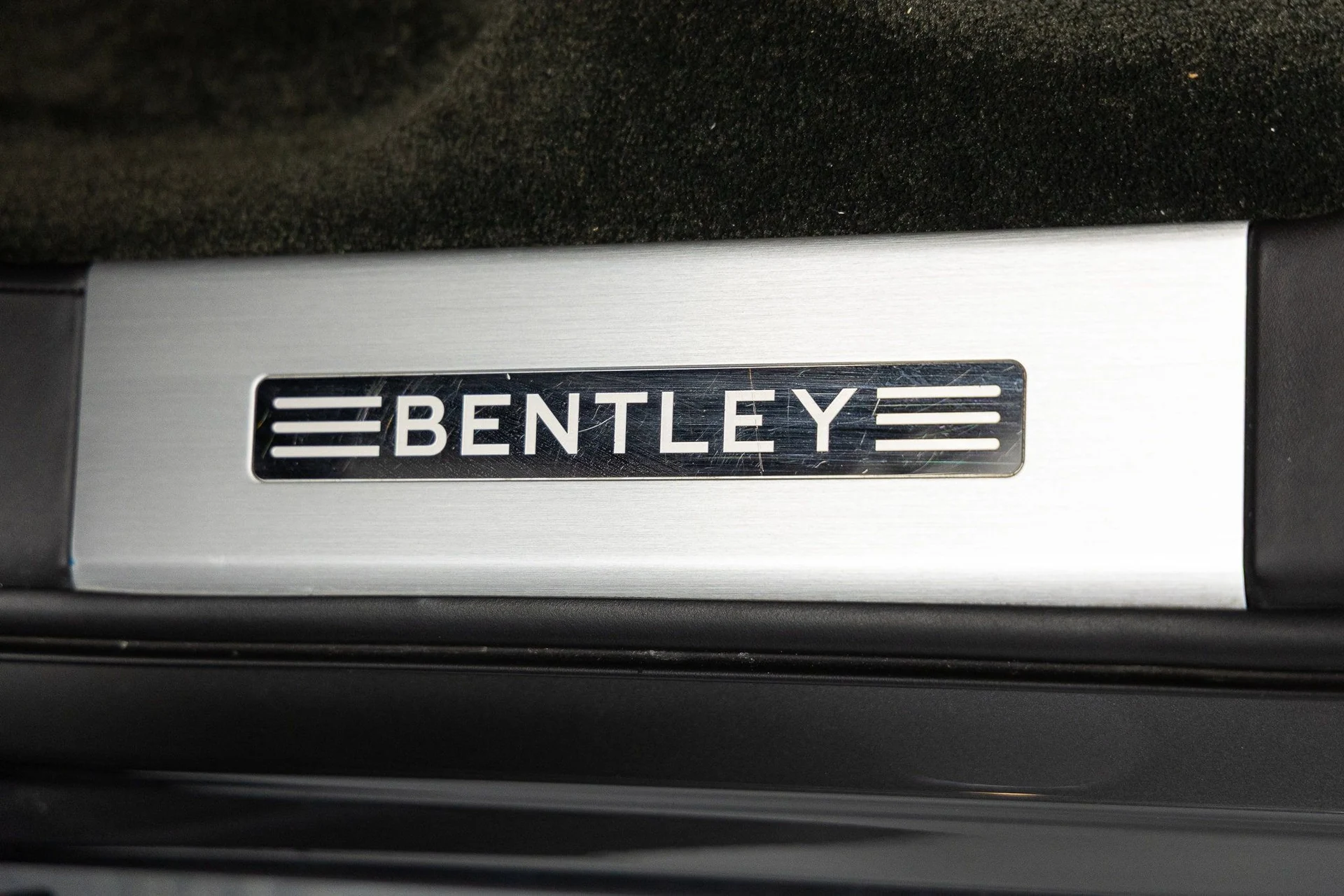 mph035_2666132842_87ca97489f6e292a33dcc9fde039609dx_8165a6de01