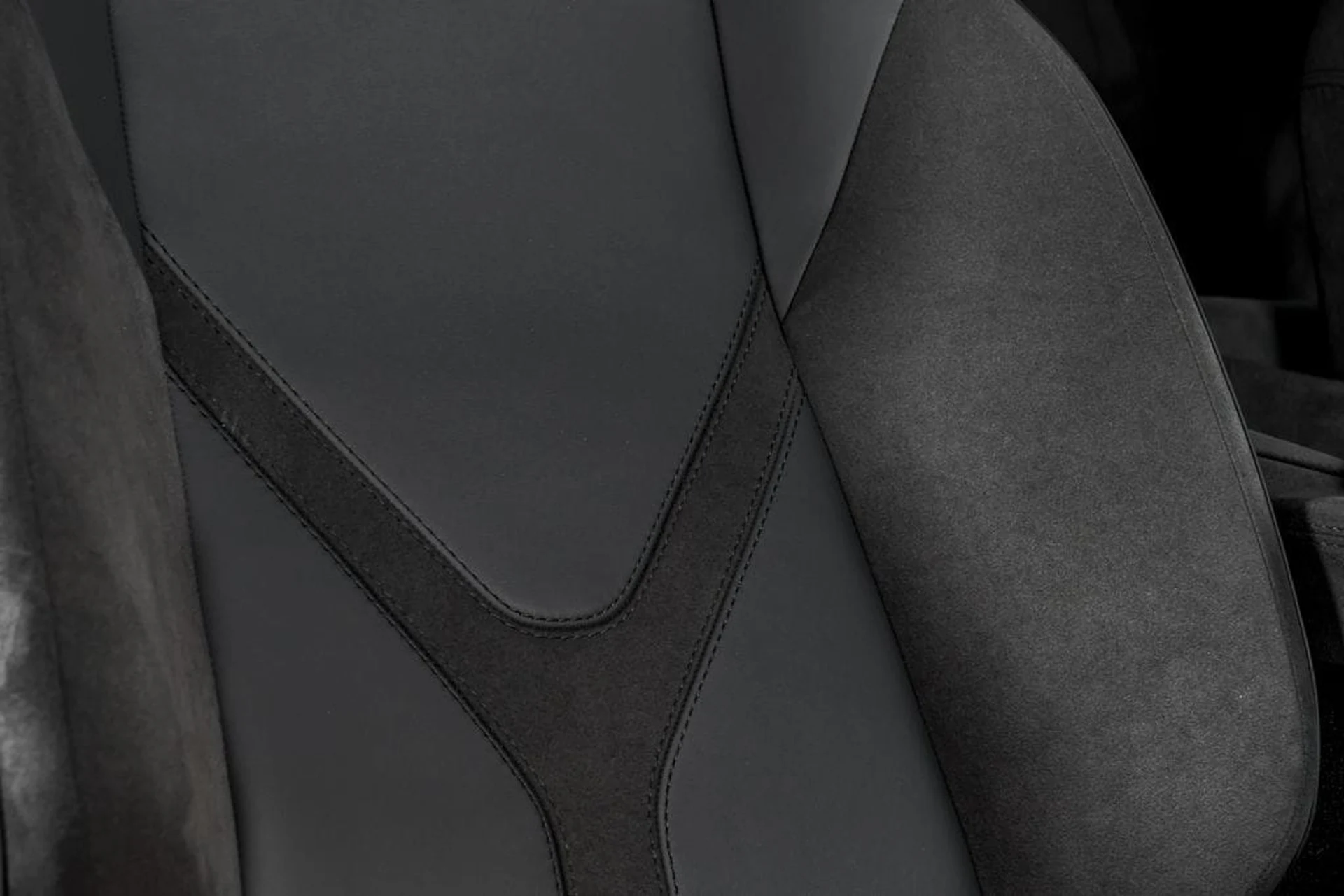 mph035_2685037404_ff4e046bd8148d2dc0a64540404817d3x_2c50638906