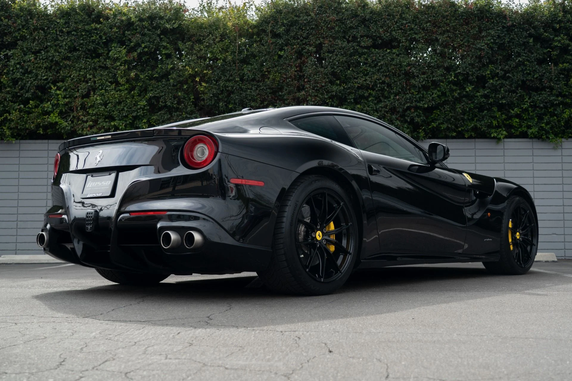 mph035_2687177397_Used_2014_Ferrari_F12berlinetta_1756490493_fcb9aafdf5