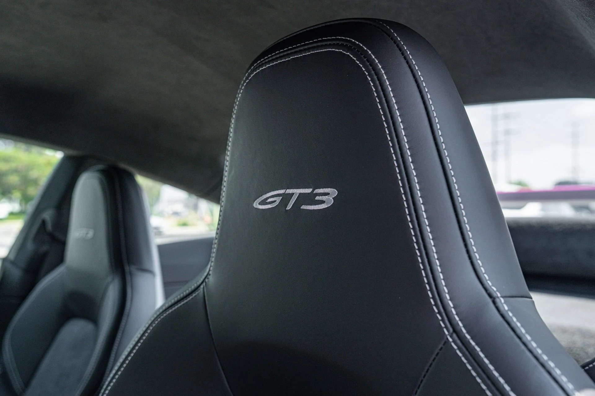 mph035_2690283470_Used_2024_Porsche_911_GT_3_1753158576_ba07f950f7