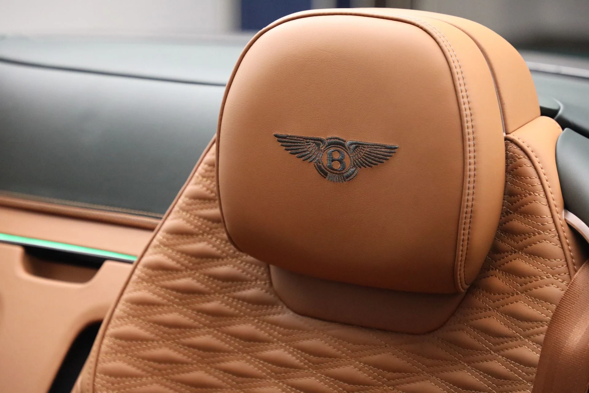 mph035_2700840982_New_2025_Bentley_Continental_GTC_Speed_First_Edition_370ad8096c
