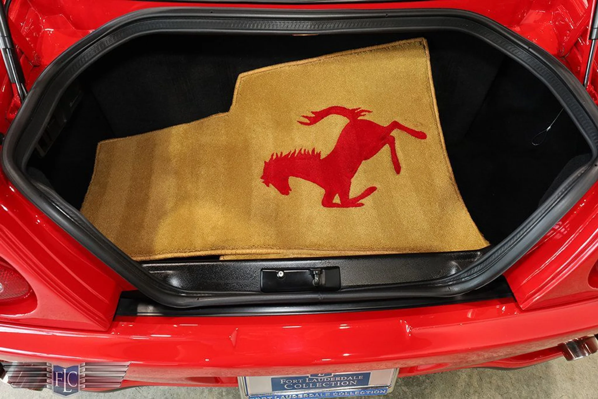 mph035_2714512485_used_1999_ferrari_550_maranello_basetrim_9689_22999348_36_1024_2eeee29b68