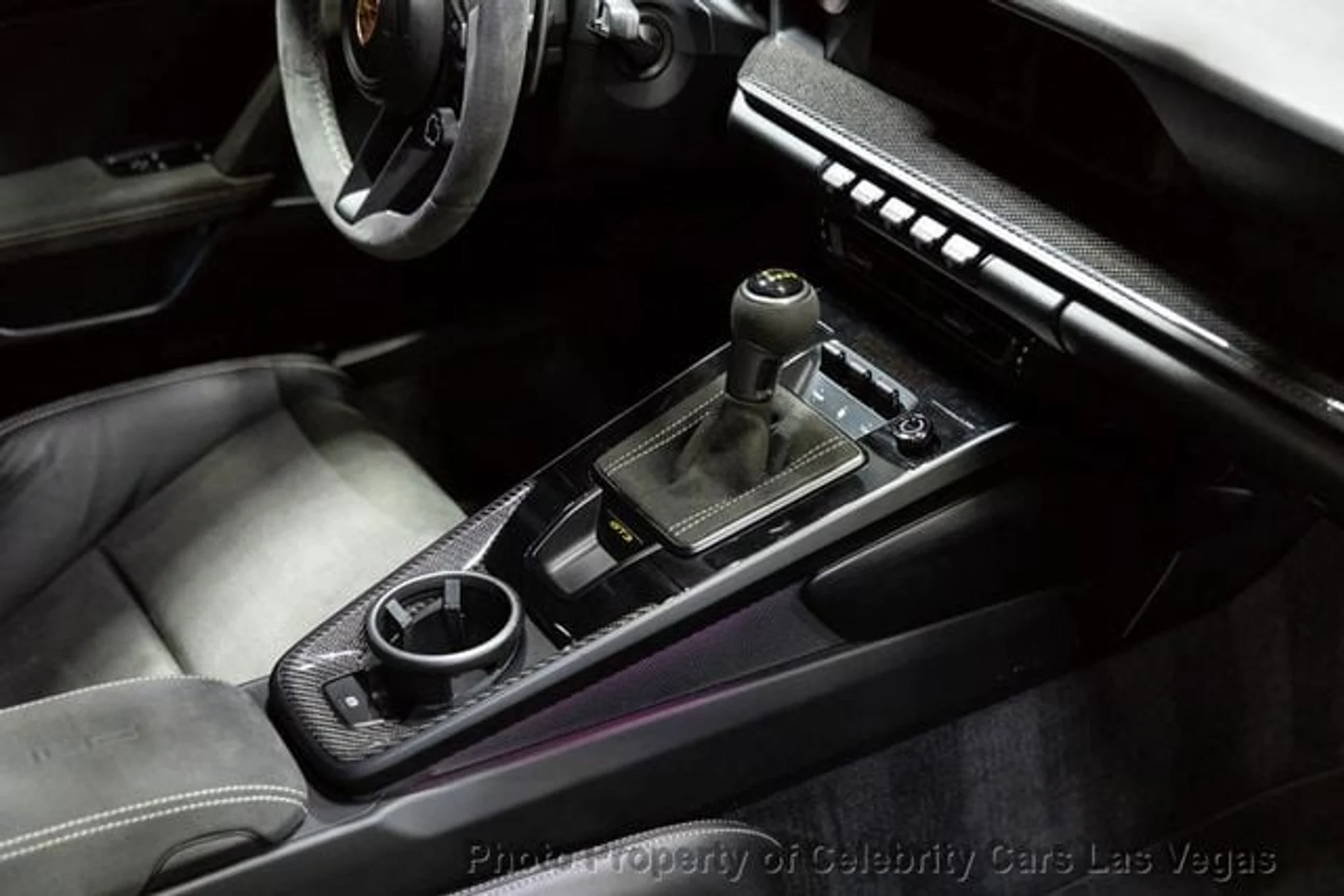 mph035_272318233_used_2022_porsche_911_gt3coupe_9707_23088609_40_640_24815f7fa2