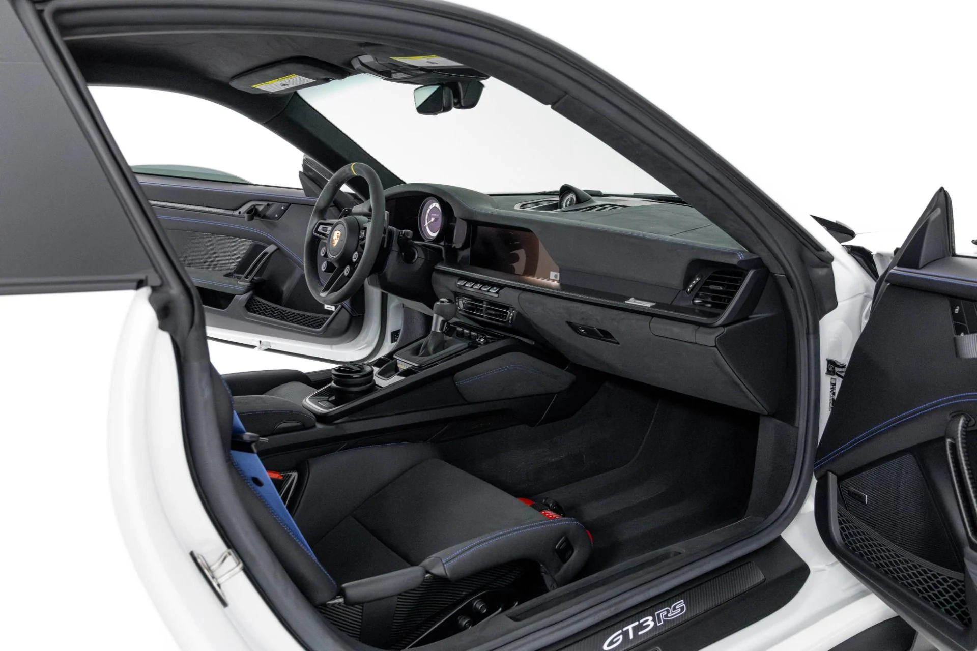 mph035_2724546209_Used_2024_Porsche_911_GT_3_RS_1763426483_f05c6bff4b