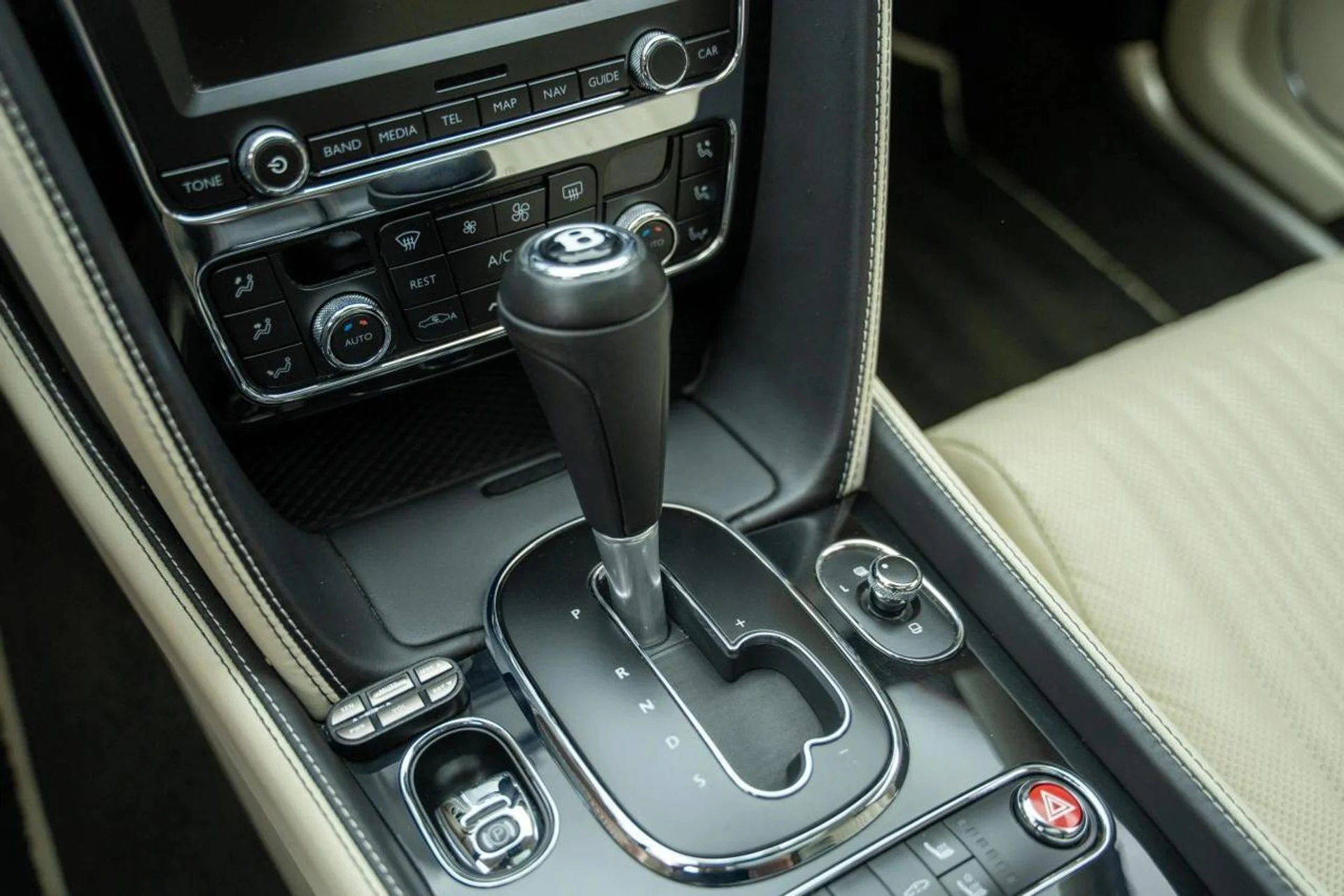 mph035_2728854887_a8cd3438eaa9653bae5c22eac64d34af_af173f2370