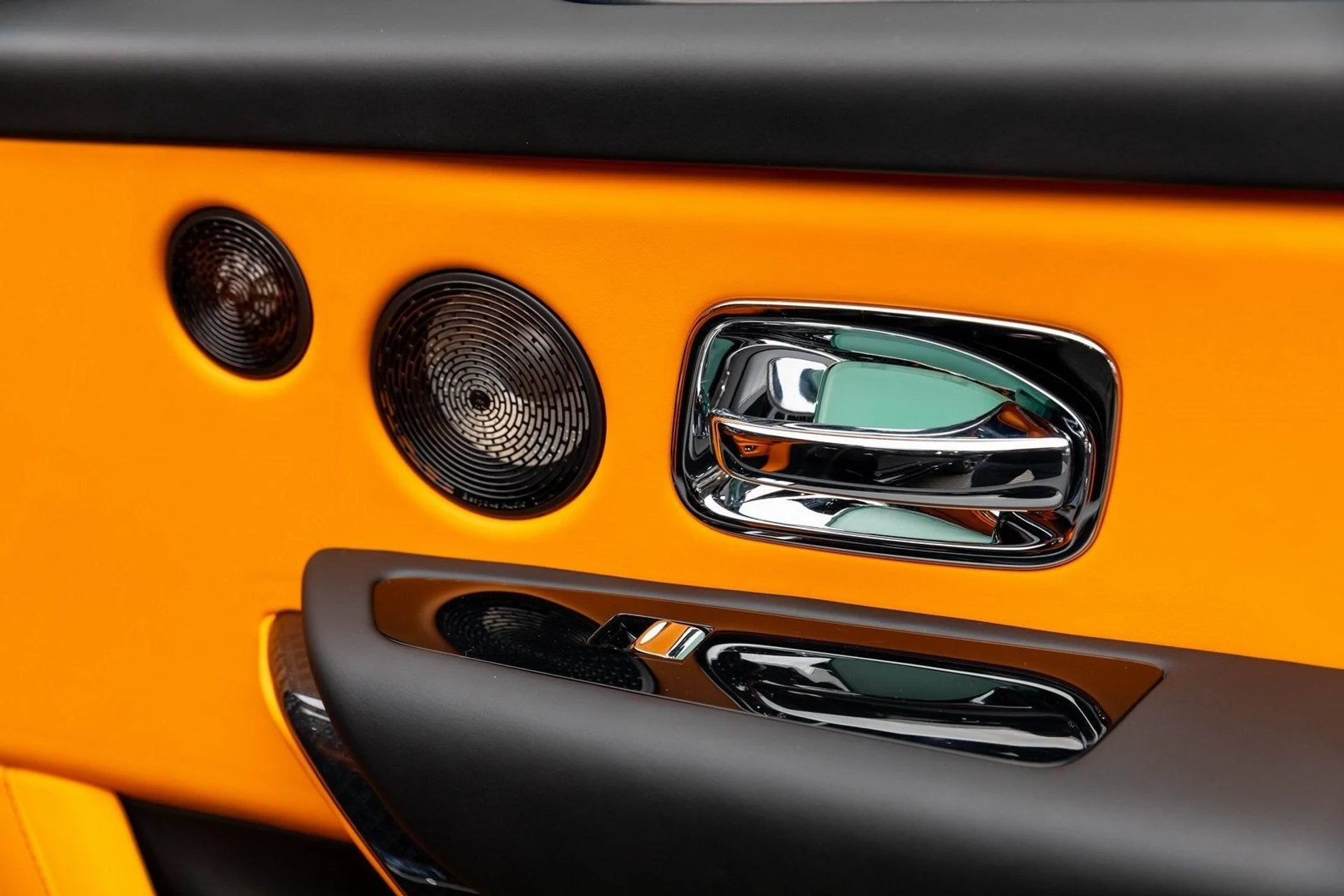 mph035_2742484444_36_3f0003fdbc