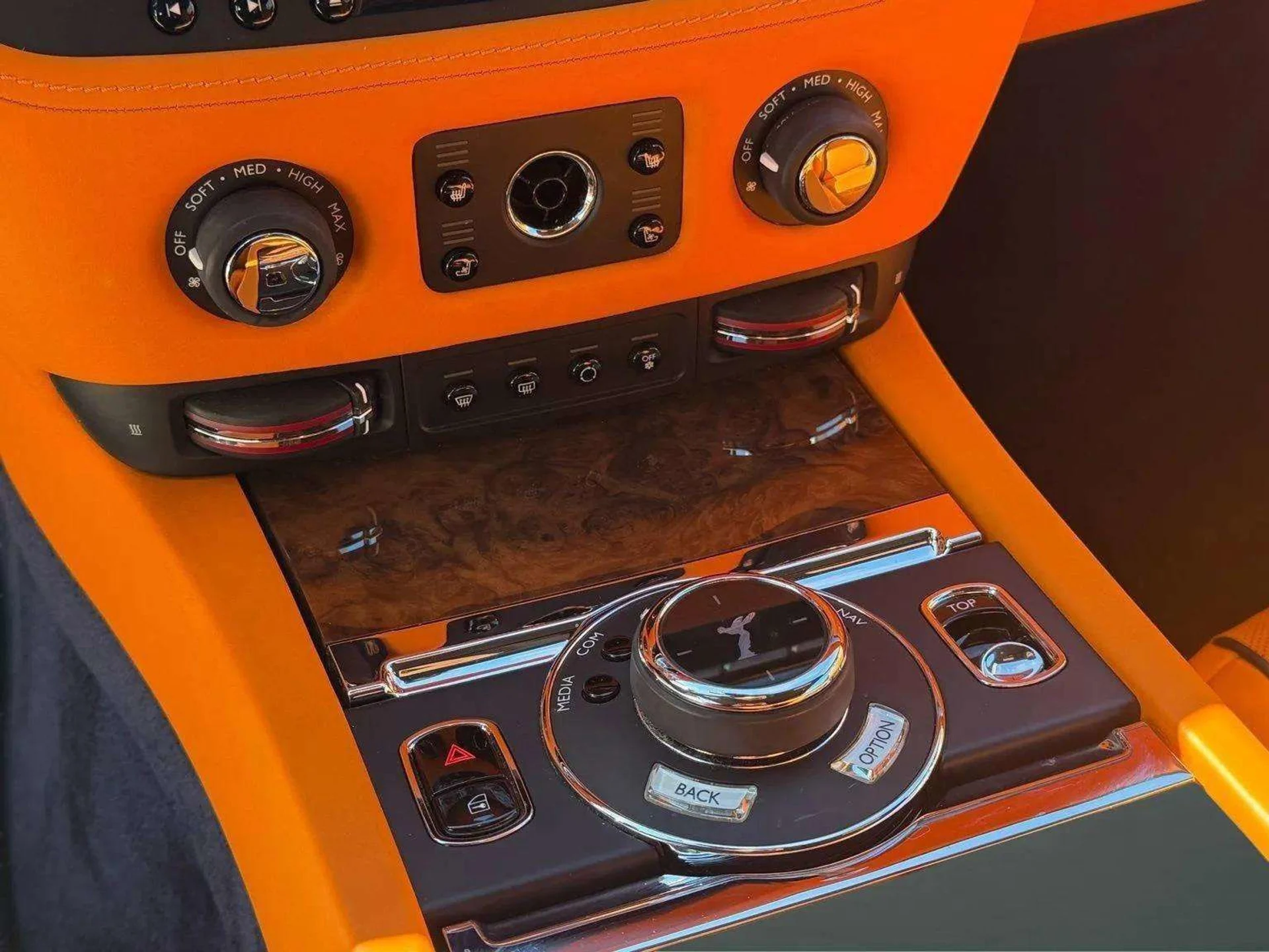 mph035_2746569999_2ad6bcb7016243e39995a7cc7b1a5b46_b81d260766