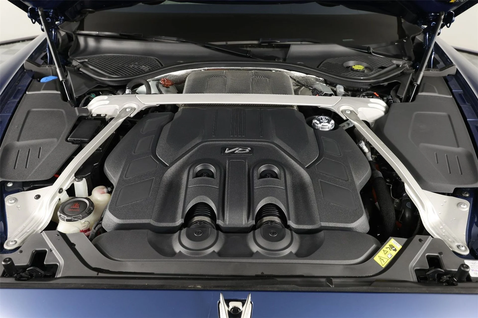 mph035_2746700862_85ef70a414f24f18118dec6654eae05b_c31735a121