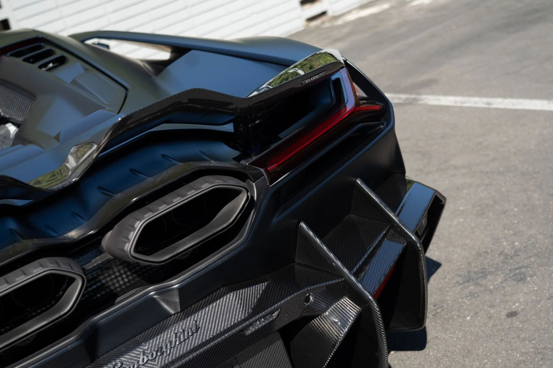 mph035_2758752781_Used_2024_Lamborghini_Revuelto_Mansory_1757354394_1f0f98b31f