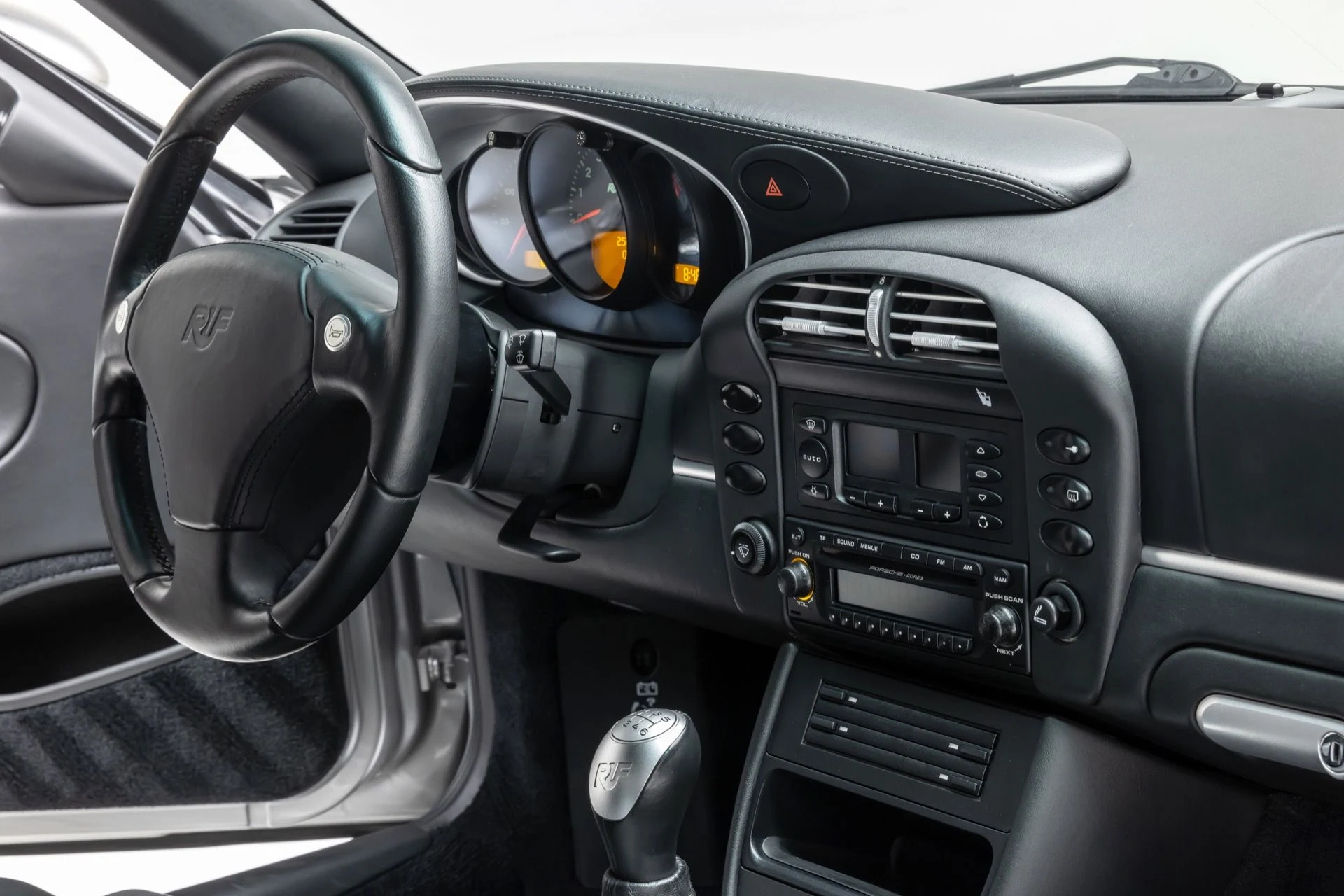 mph035_2762084426_13475_p36_l_9f1f015769