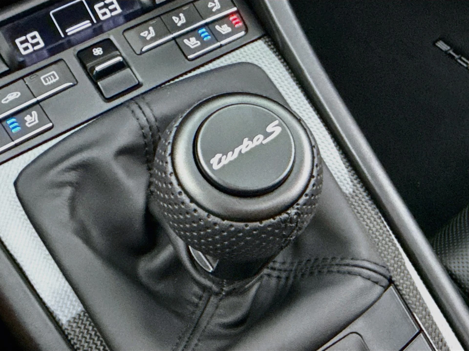 mph035_2774700282_Used_2014_Porsche_911_Turbo_S_1791570346_573ba11e97
