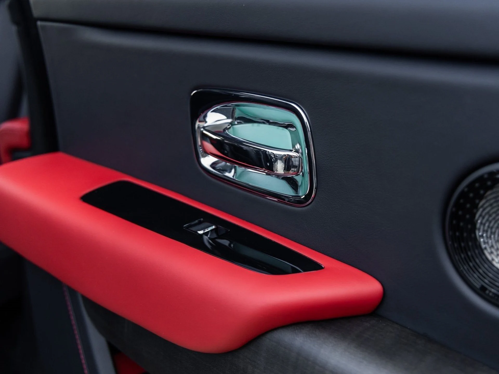 mph035_2792009934_36_4cce546341