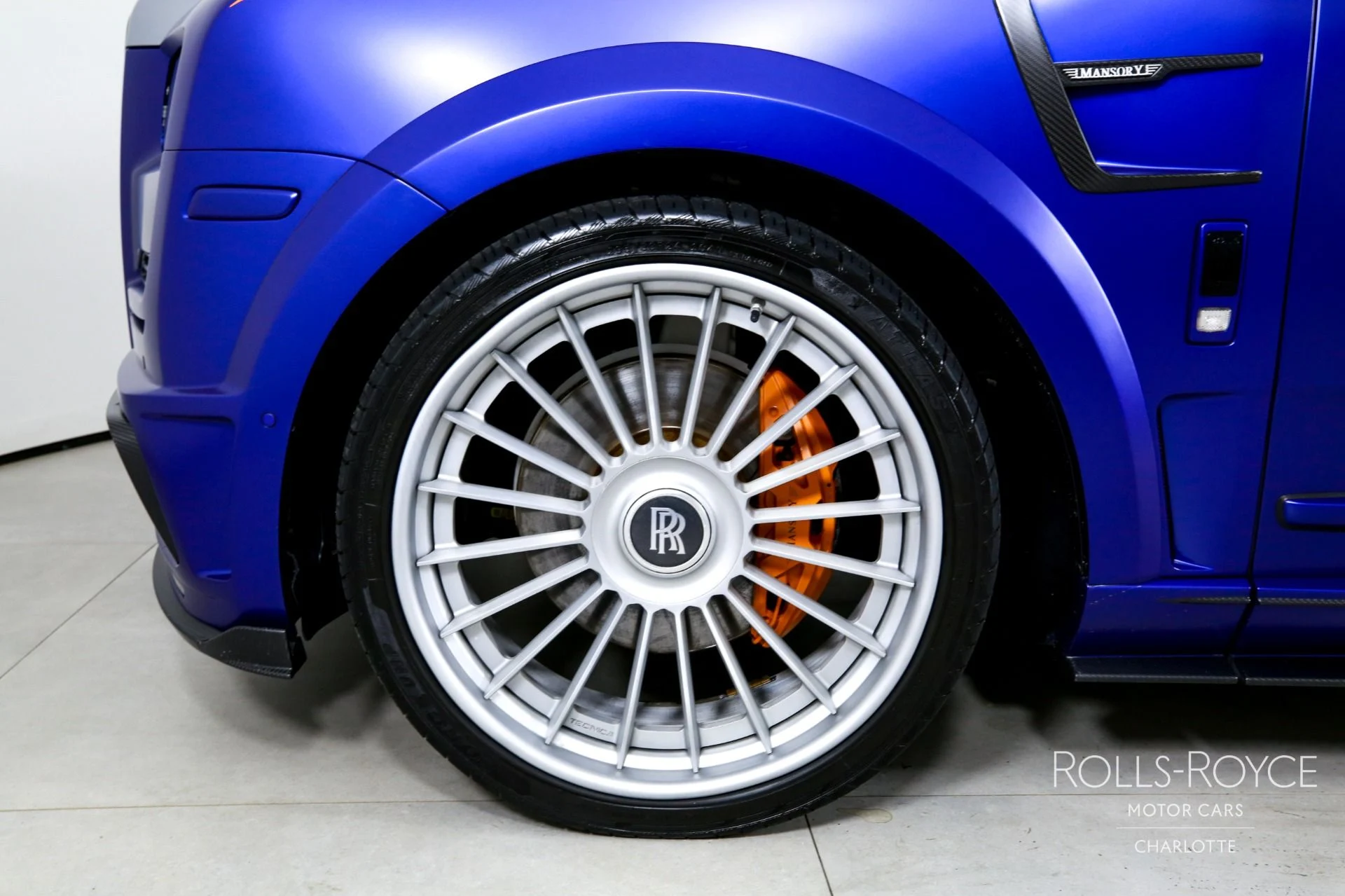 mph035_2796931450_Used_2019_Rolls_Royce_Cullinan_Mansory_1771362670_b1680d0d0e