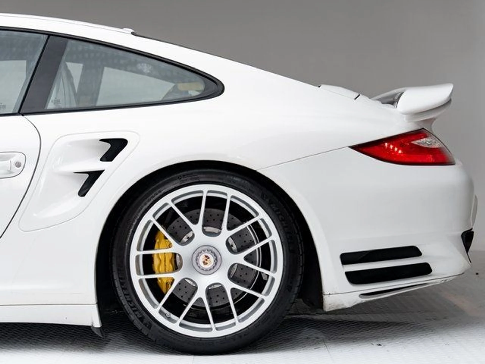 mph035_2809541754_ac36393507ff24a98bea34ab5328632f_054dc6adea