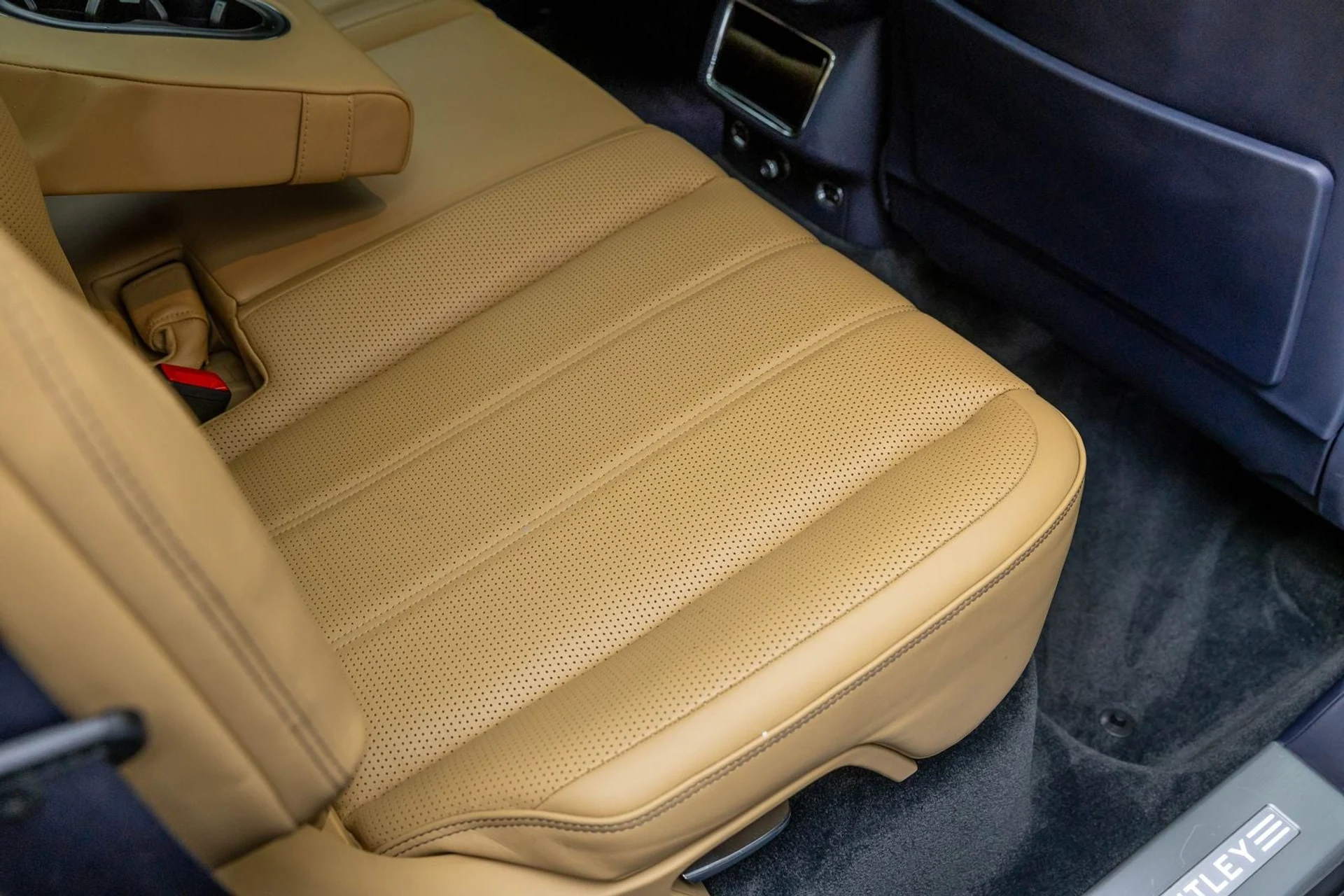 mph035_2809703164_36_f40ad34a3d