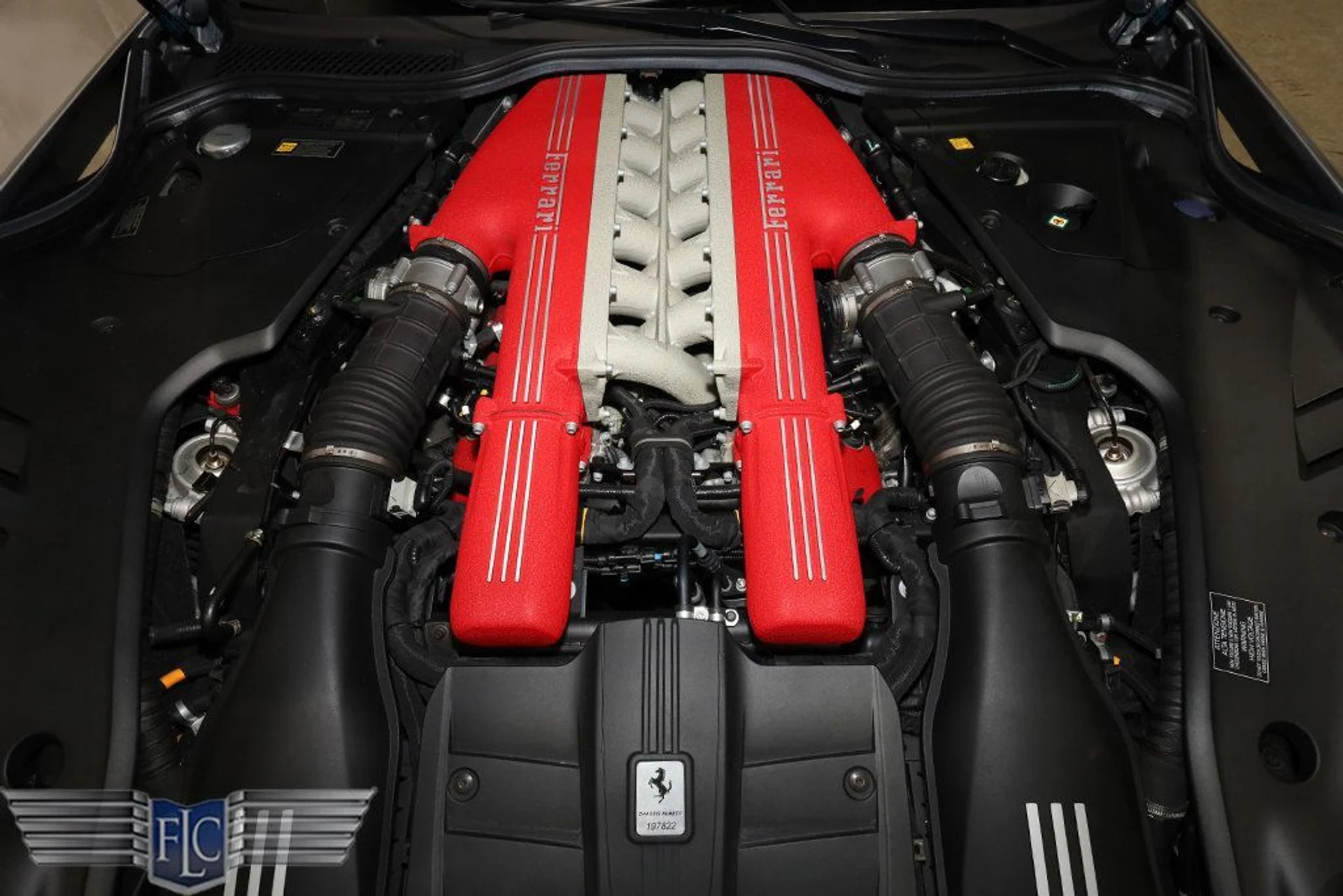 mph035_2812647426_used_2014_ferrari_f12berlinetta_2drcoupe_9689_23009031_36_1024_37fff08747