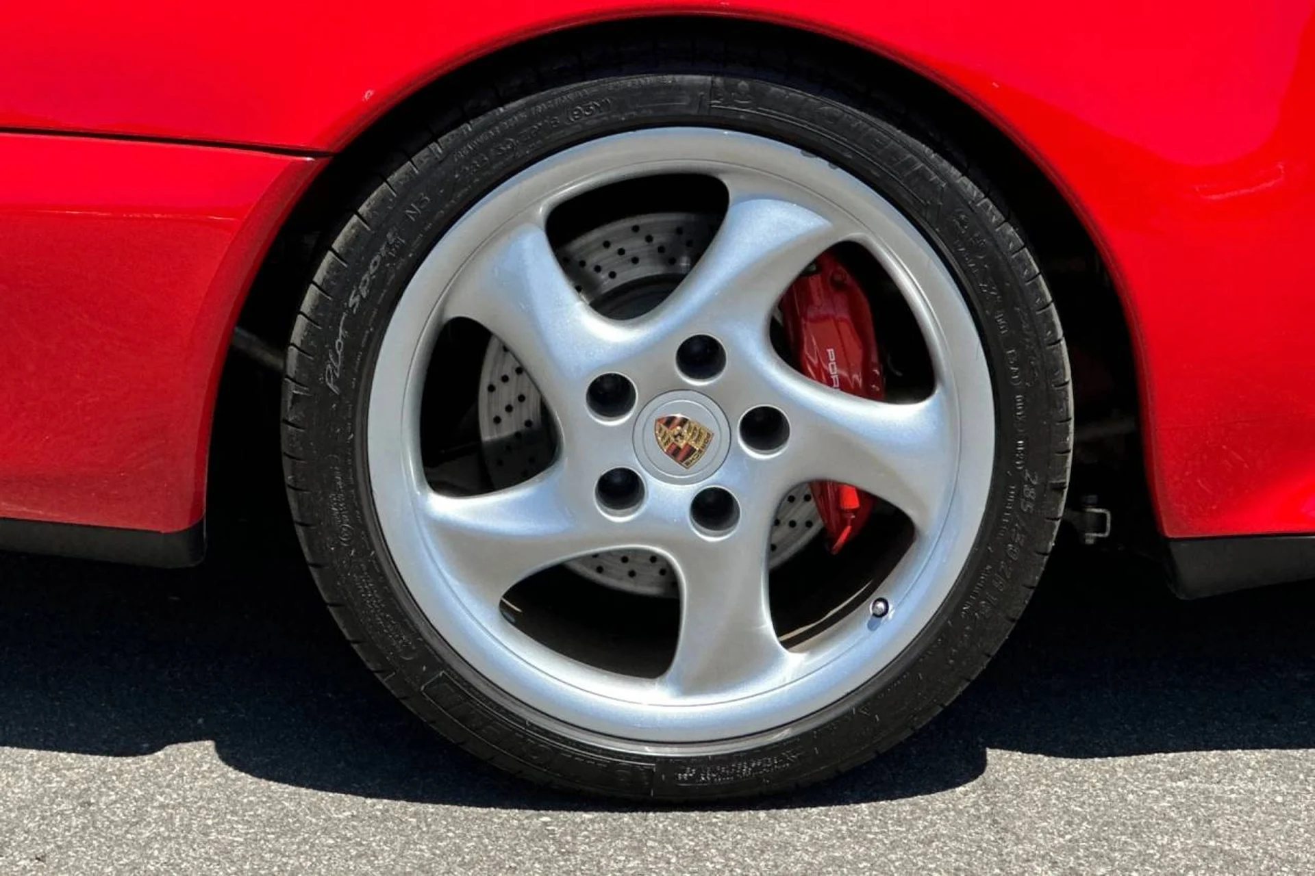 mph035_281909094_1280_e76350494c