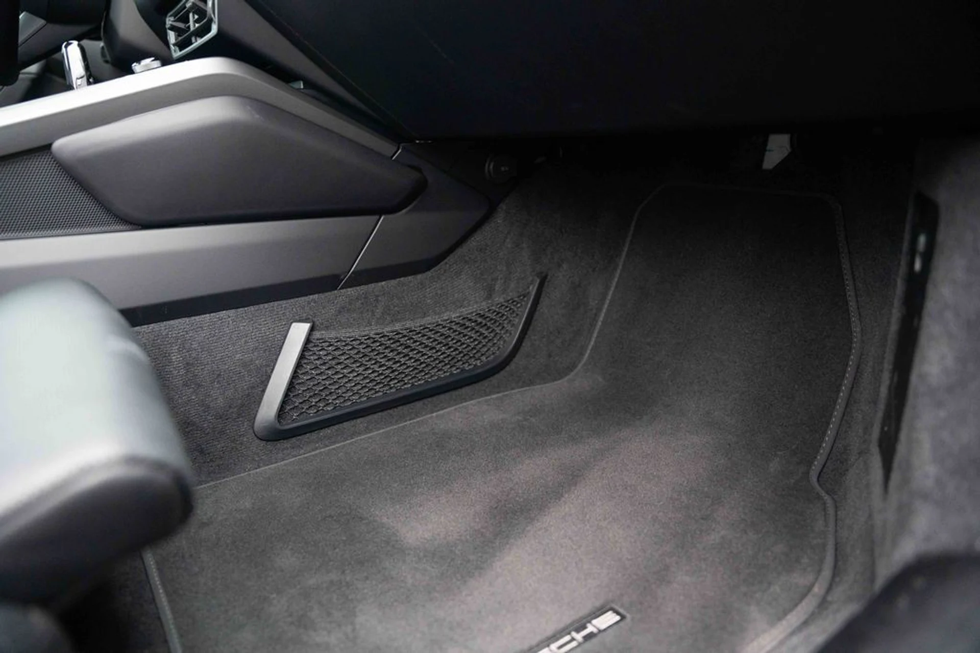 mph035_2841663065_2647fb43_1e3a_4700_ae44_02e0d2347dc3_03470a91a5