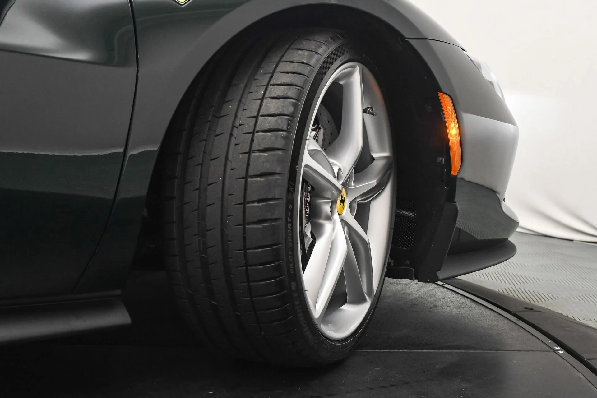 mph035_2847873348_2f8864dc329c47c2920afbcd2dbd3e7d_c0cd171851