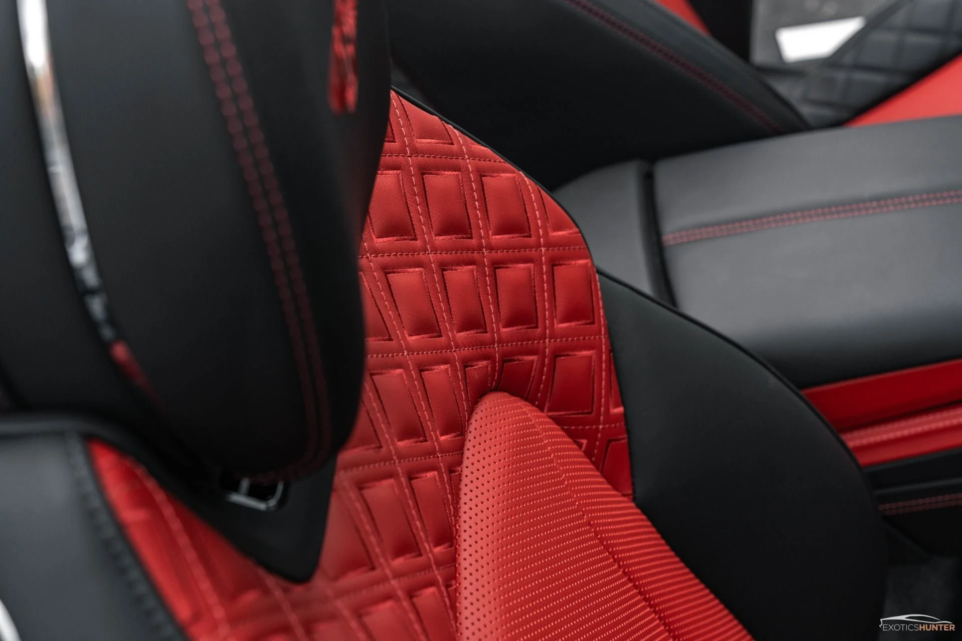 mph035_2850178003_Used_2020_Bentley_Continental_GTC_280_K_MSRP_Mulliner_Blackline_Rotating_Display_1766938877_8e51115c15