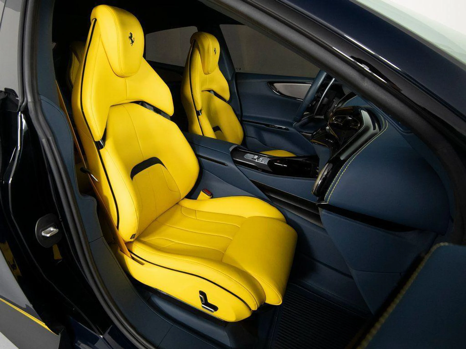 mph035_2853912338_d_Hek_B_Zc_Upi_Iz5u9_T_c_P96_Dt3ypc_bb4838d8d9