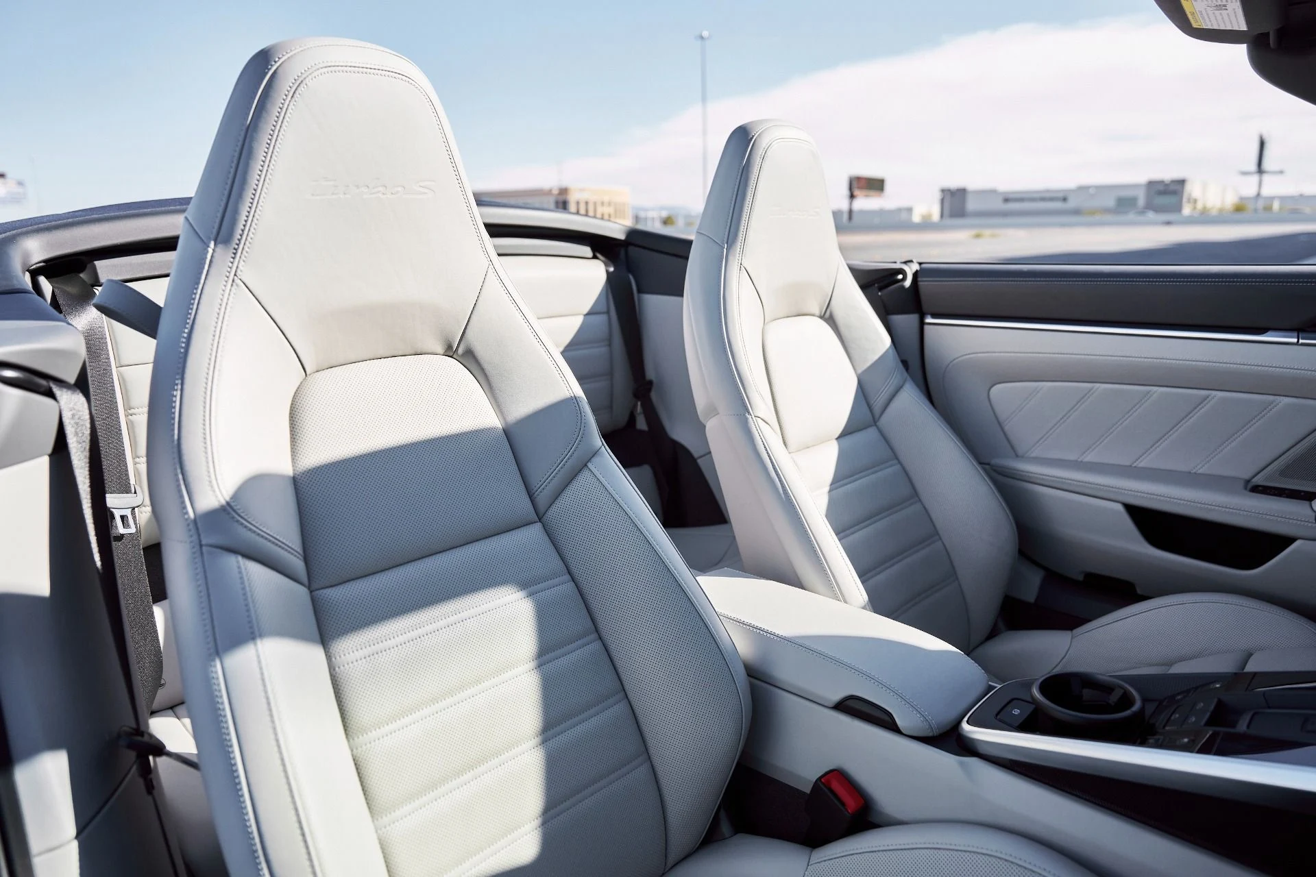 mph035_2859957218_Used_2022_Porsche_911_Turbo_S_1770670638_da09ca6a66