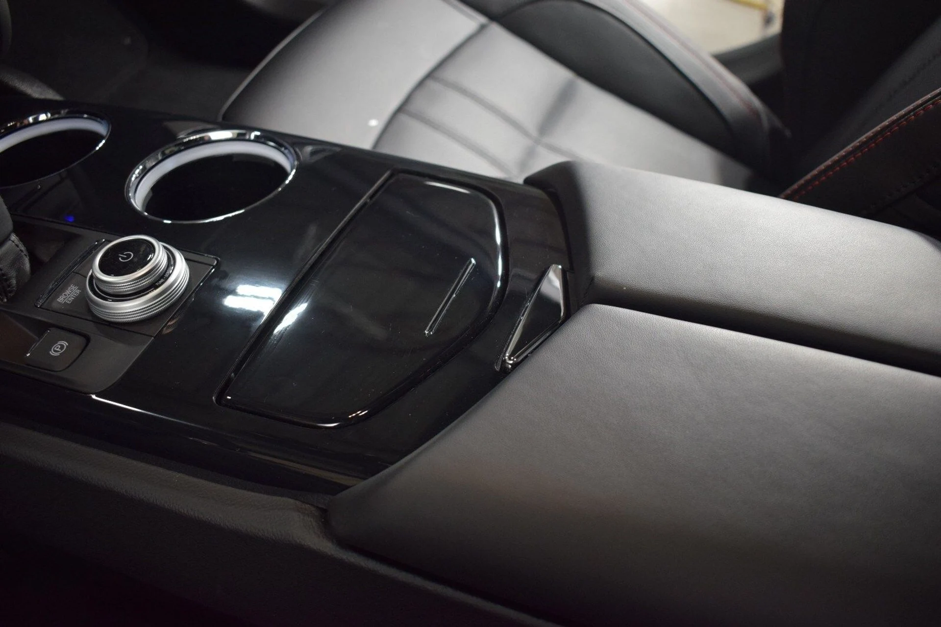 mph035_2868058743_a20d3d1c5ed8a6266b89b99859dc6e38x_2db4e92703