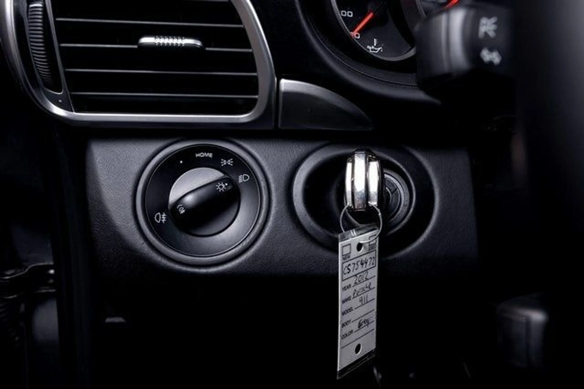 mph035_2879348758_7034f567b5aabb6a9e49e65771b18c77x_dc35e9d835