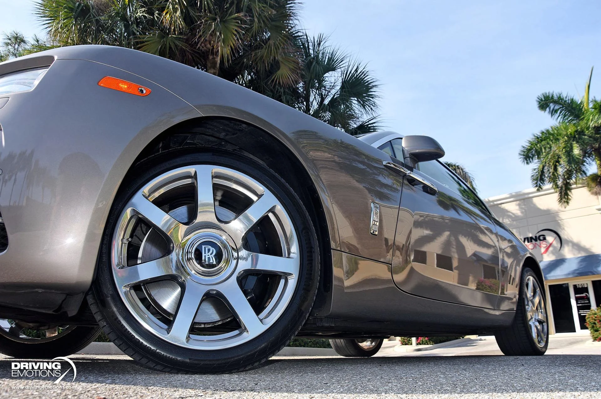 mph035_2883641482_883_p36_l_77073ca02a