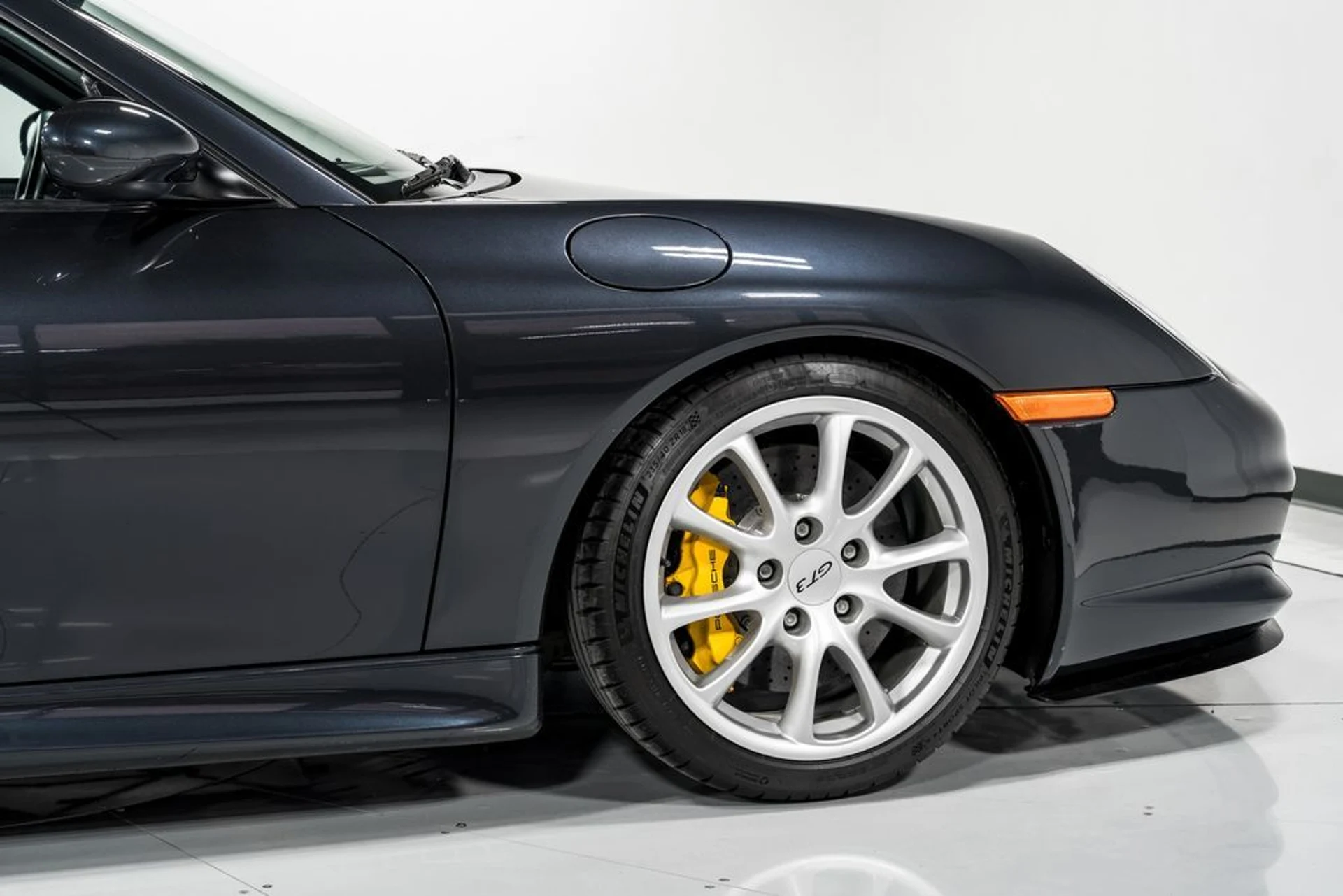 mph035_289437886_4da895a79e3f88a9579e015c22013c89x_27aa5dff19