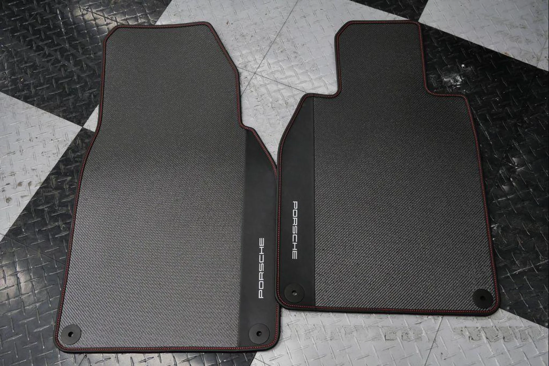 mph035_2902632067_7_U_Ehs_E_p_LW_Agg_I8j8_Bn_Pgx_J6c_ebc4548477