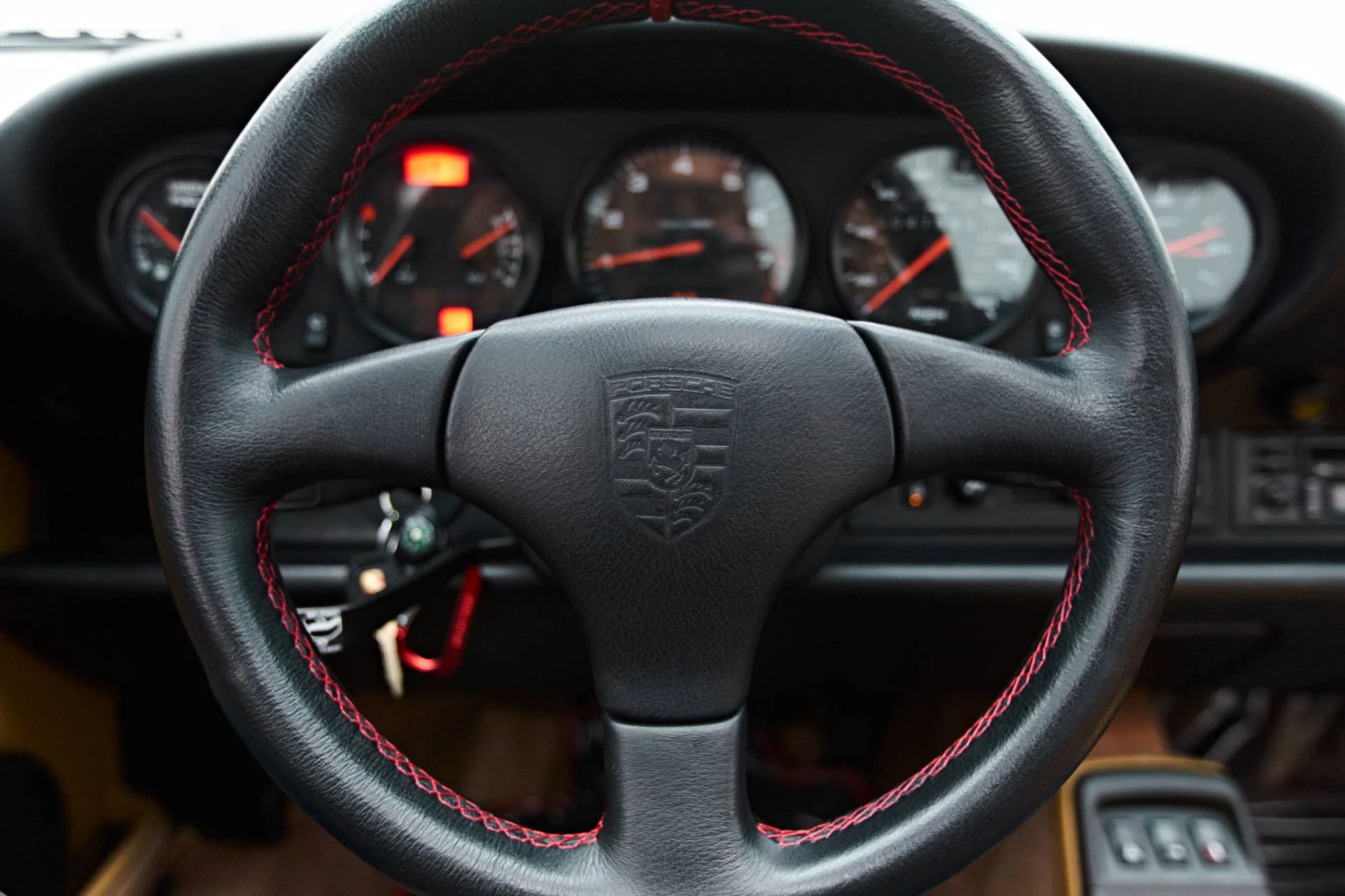 mph035_2903914788_Used_1991_Porsche_911_Turbo_1653670899_98ee325408